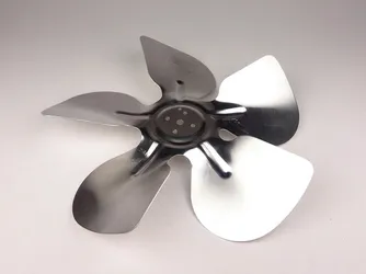 Ventilador de 5 aspas Ø 250 mm 28°.