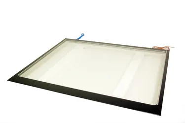 Cristal delantero Negro