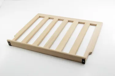 Wooden Shelf 496x385