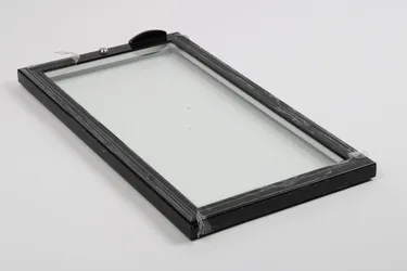 Middle Hinged Door