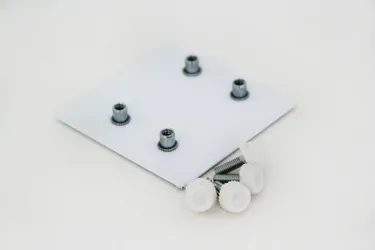 Kick Plate Connection