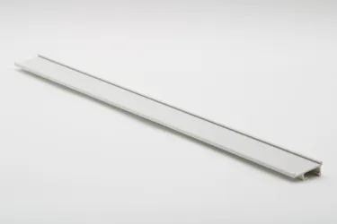 Suporte para etiquetas de preço na prateleira intermédia