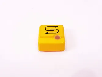 Pulsador de regeneración amarillo LV35D
