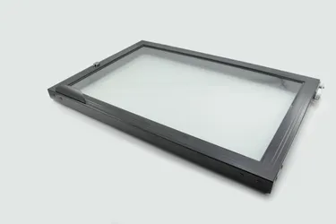 Puerta de cristal derecha