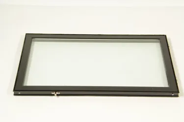 Puerta de cristal izquierda