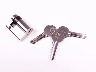 Cilindro con llave para puerta PP10