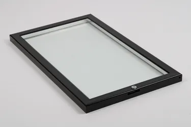 Puerta de cristal izquierda