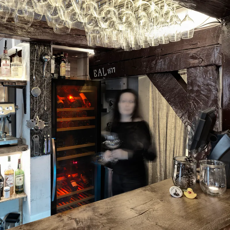 Vinotéky a chladničky na víno