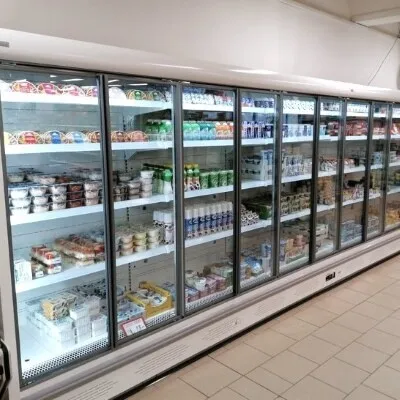 Přístěnné vitríny